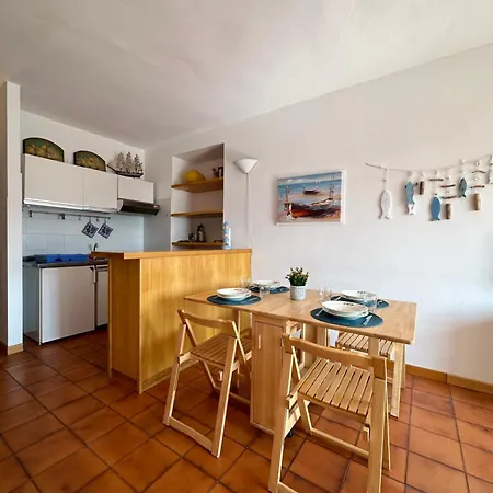 Апартаменты Casa Vacanze La Maddalena Ла-Маддалена