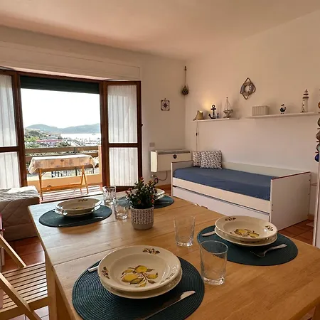 Апартаменты Casa Vacanze La Maddalena Ла-Маддалена
