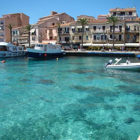 Casa Vacanze La Maddalena *